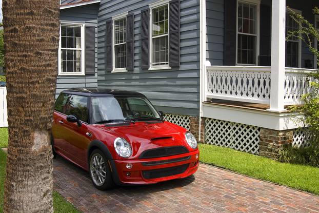 A,Red,Car,And,A,House