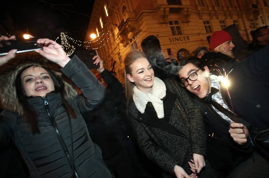 Pogledajte kako je Hrvatska dočekala Novu 2017. godinu