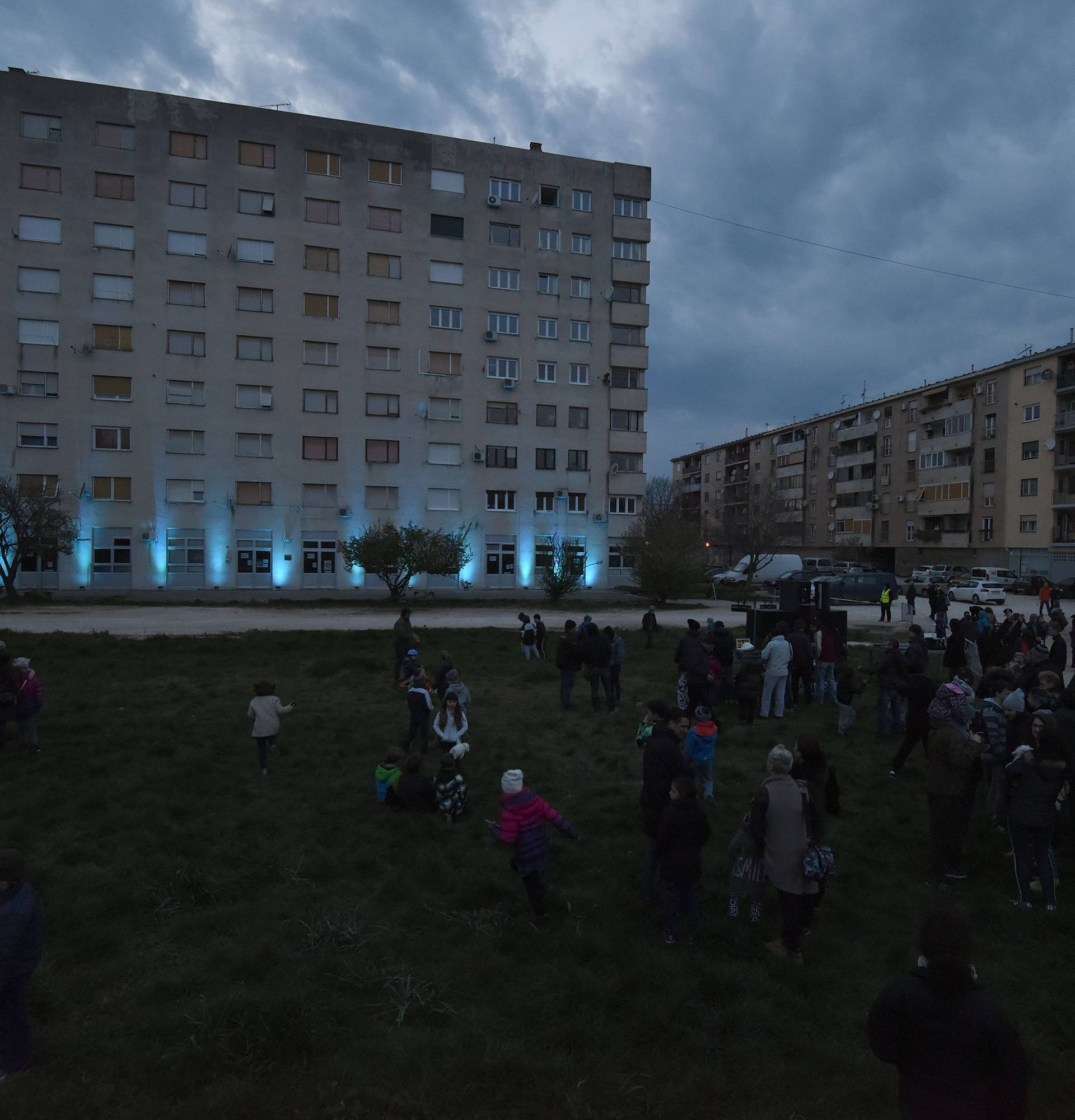 Neobična svjetlosna instalacija 'Prekidač' oduševila Puljane