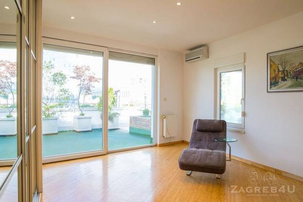 Na Trešnjevci prodaju luksuzni penthouse: Ima jacuzzi na terasi i profesionalni vrt! Ovo je cijena