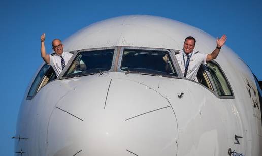 FOTO Sletio je! Prvi komercijalni let na relaciji New York - Split