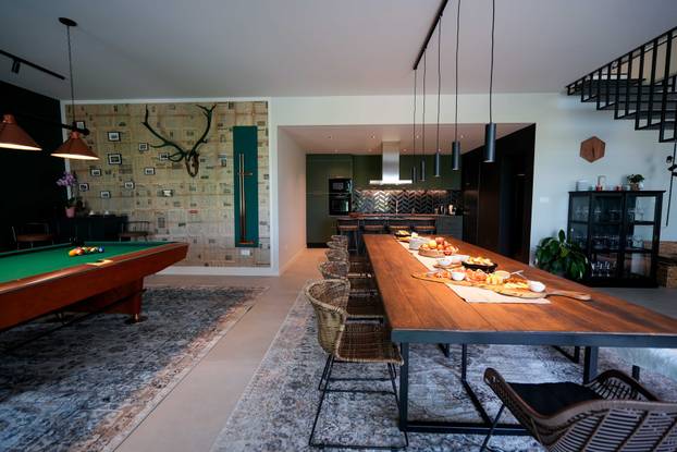 FOTO Wellness oaza u blizini Zagreba: Moderna 'koliba' savršen je spoj luksuza i prirode