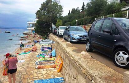 Užas u Selcu:  Baka s bebom pala sa šetnice, oboje u bolnici