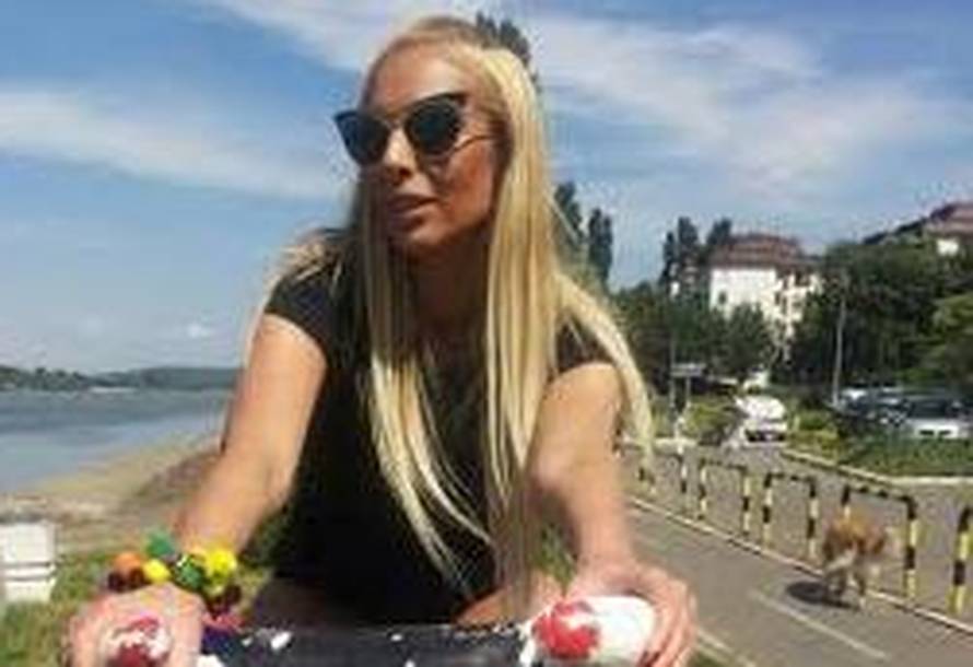 Ava Karabatić: Prodajem svoje nošene gaćice za 125 tisuća kn