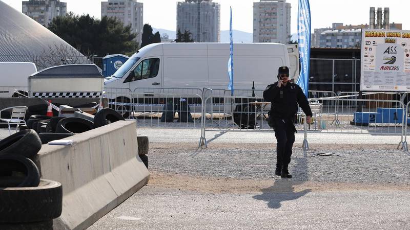 FOTO Ovo je mjesto nesreće na utrci u Zadru: Vozač je izletio sa staze, četvero ljudi je ozlijeđeno