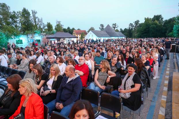 Zaprešić: Koncert u spomen na Olivera Dragojevića "Tragom Olivera"