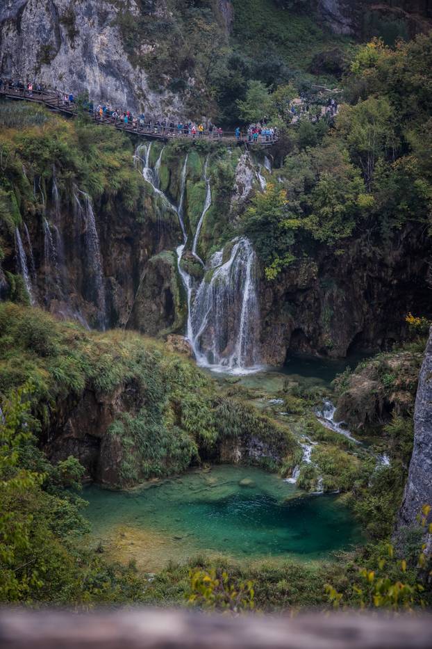 Kišno jesenski ugođaj na Plitvičkim Jezerima