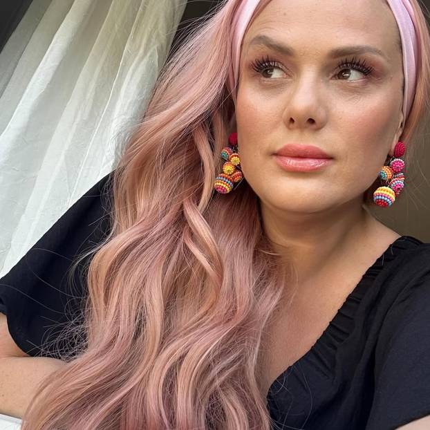 Petra Dugandžić više ne izgleda ovako! Ljubi 26 godina mlađeg, a sad je otkrila veliku promjenu