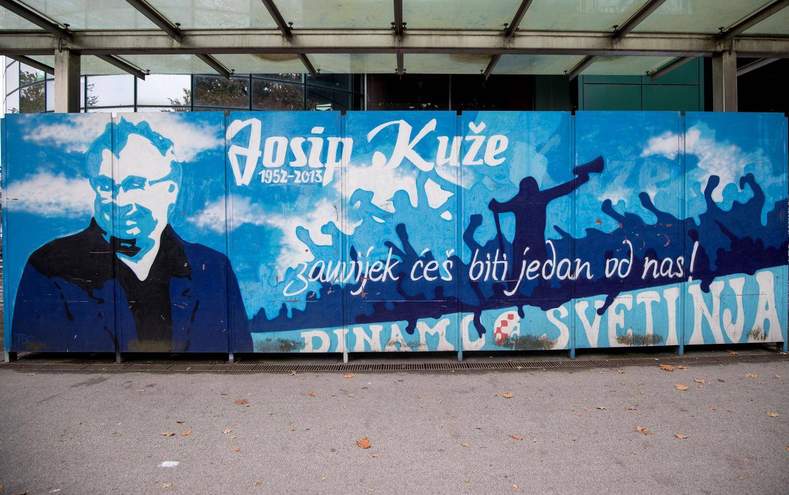 Zagreb: Murali i grafiti Bad Blue Boysa posvećeni Dinamu