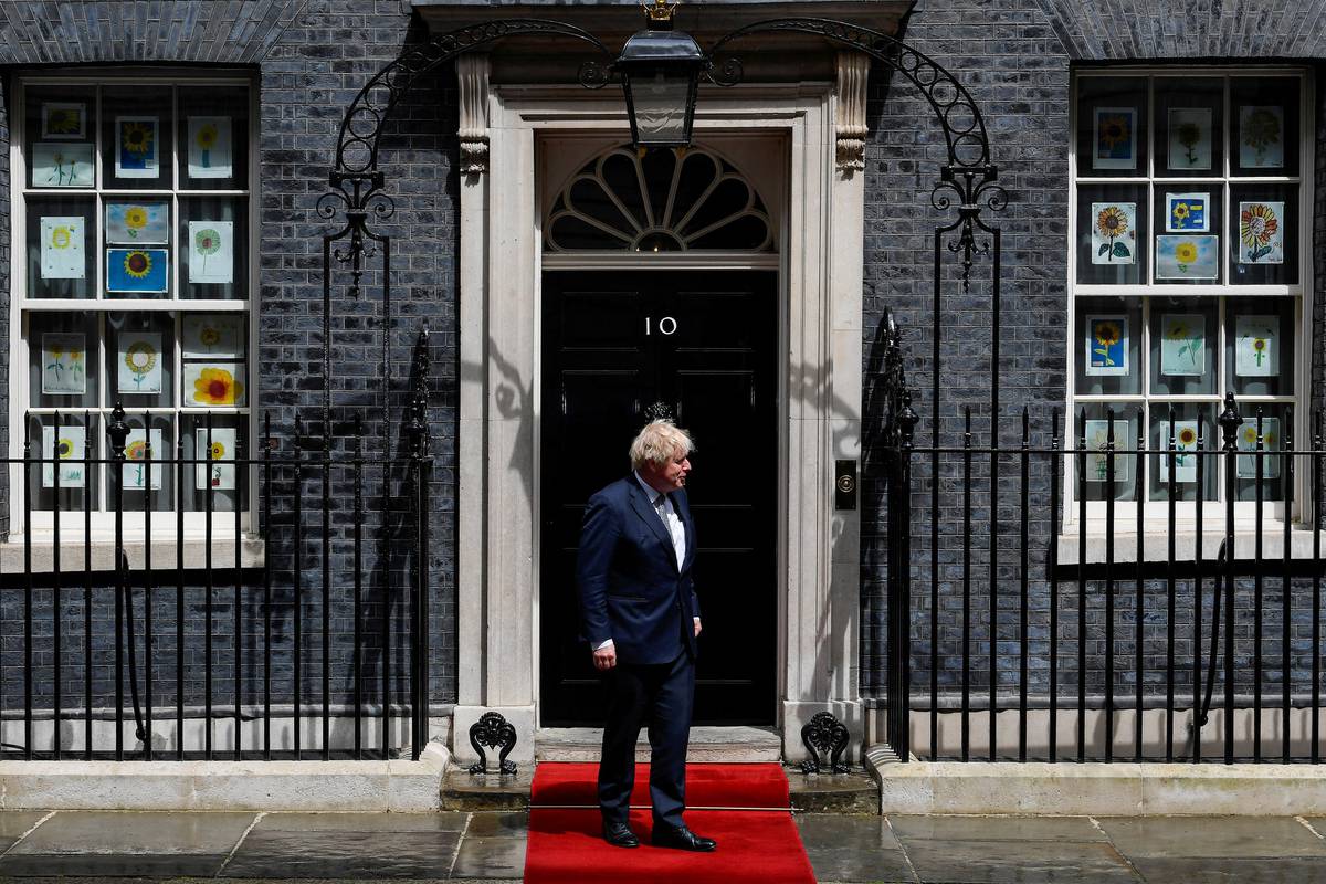 "Više vodstvo" krivo za ilegalne zabave u Downing Streetu
