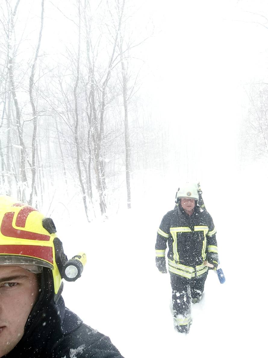 Detalji dramatične akcije kod Plitvica: 'Bili su van sebe kad sam došao, dijete je plakalo...'
