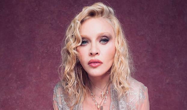 FOTO Zbog operacija postali neprepoznatljivi: Neke zvijezde su 'pod nož' išle čak 300 puta