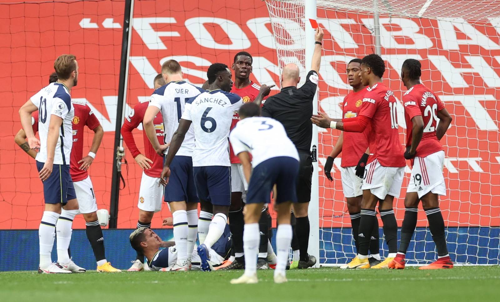 Premier League - Manchester United v Tottenham Hotspur