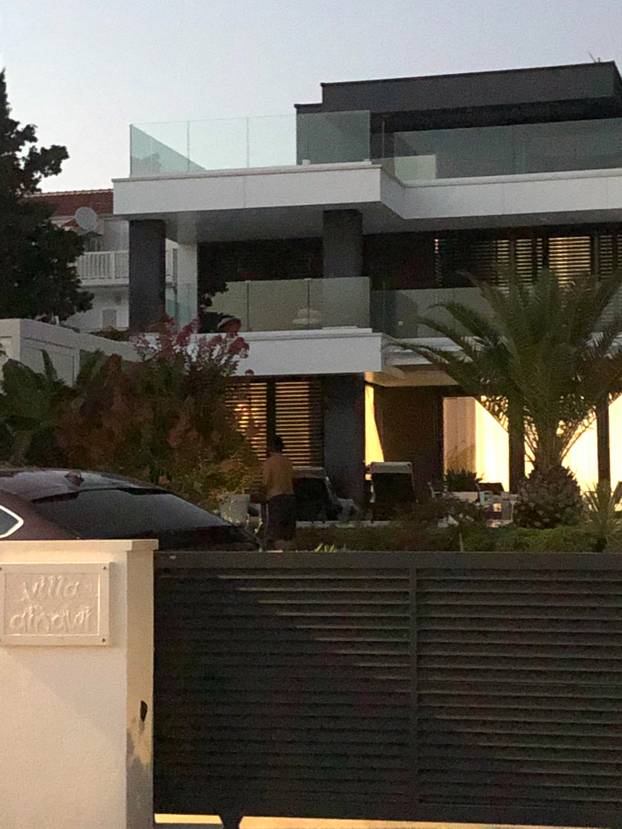 FOTO Dalićeva oaza: Kako je izbornik stvorio dom s arapskim potpisom i osvojio srca Pažana