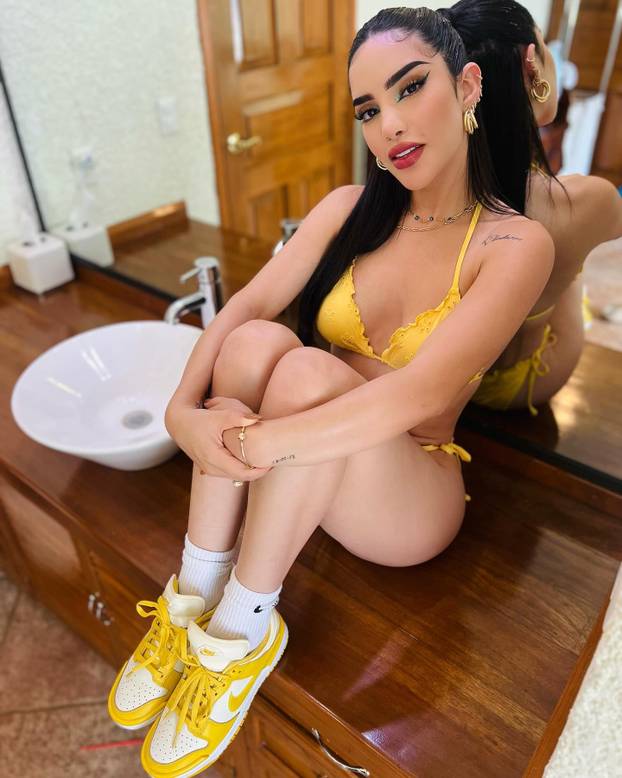 FOTO Meksikanka Kimberly ima 36 milijuna pratitelja: Kad je vidite u bikiniju, sve je jasno