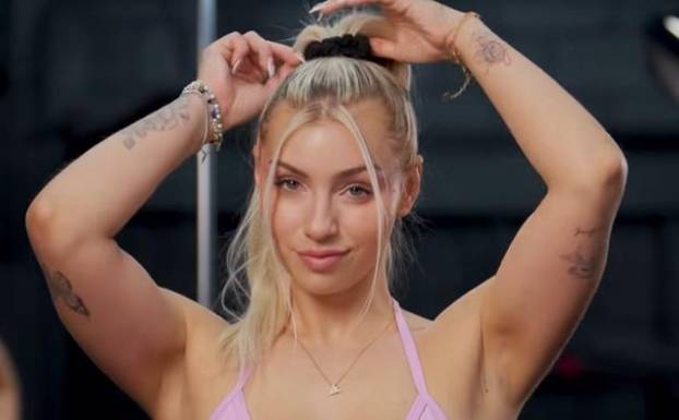 FOTO 'Toliko sam lijepa da ne mogu otići na utakmicu, svi gledaju u mene, a ne hokej'