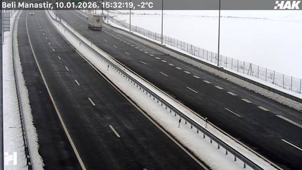 FOTO Pogledajte situaciju na autocestama: Snijeg još pada, stvara se poledica, ima i magle