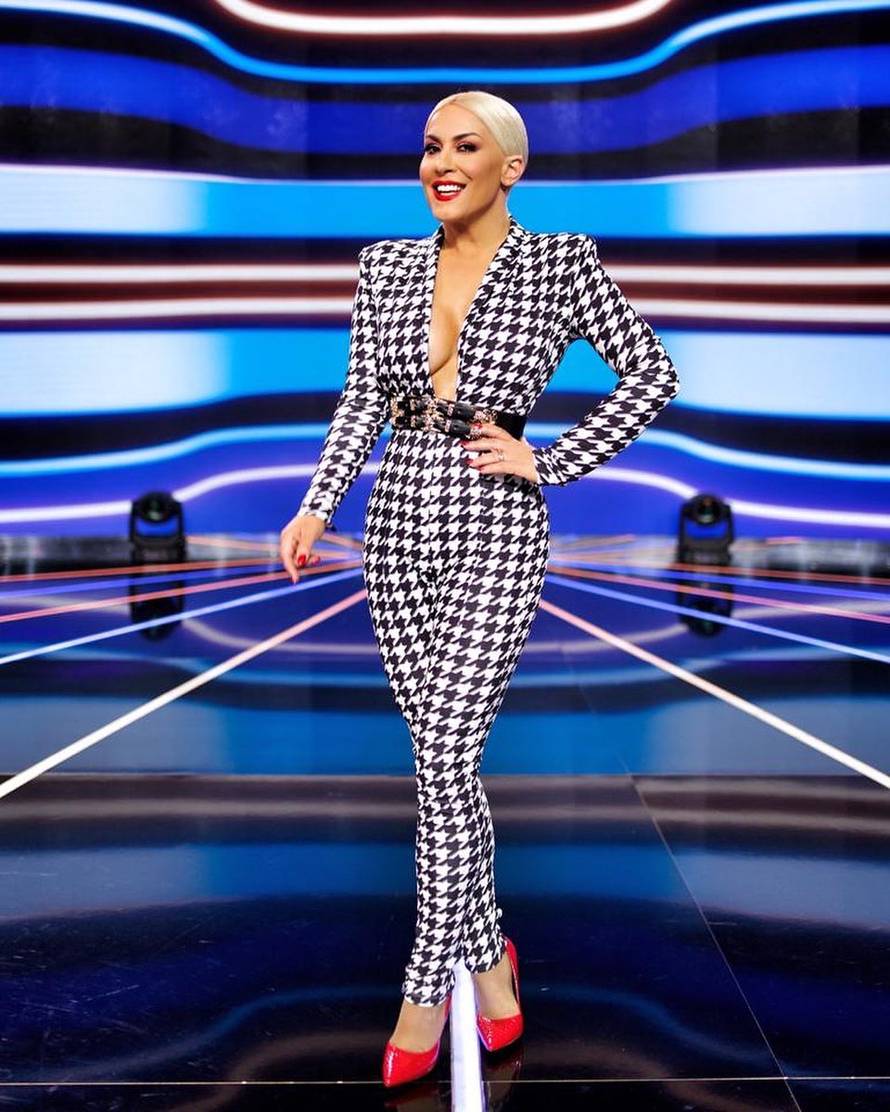 Grubnićev stajling: Gledatelji se pitaju nosi li Šuput gaćice, a Indira nosi dekolte do pupka