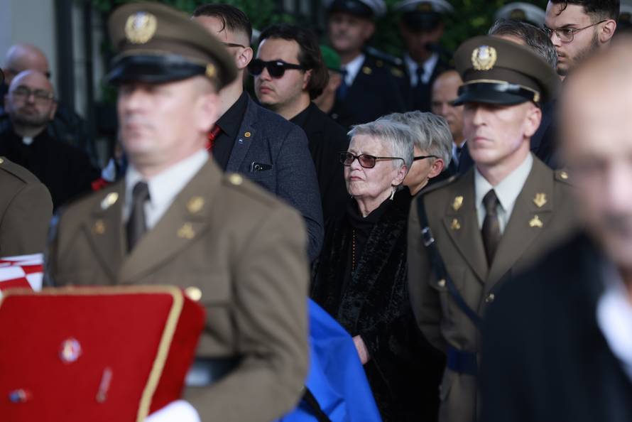 Vukovar:  Posljednji ispraćaj  Jean-Michela Nicoliera