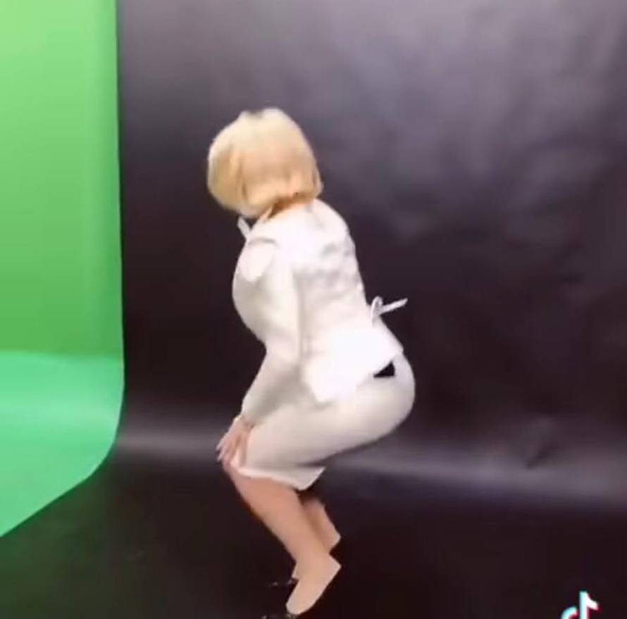 Srpska voditeljica postala je hit: Zaplesala na Karleušinu pjesmu