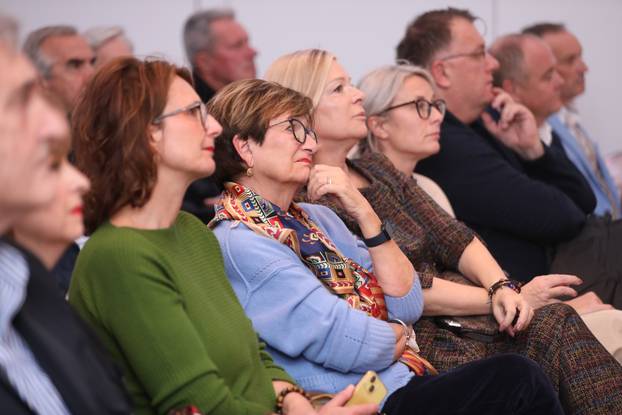 Split: Promocija monografije "Petar Skansi - vizionar staroga kova" autora Tomislava Gabelića