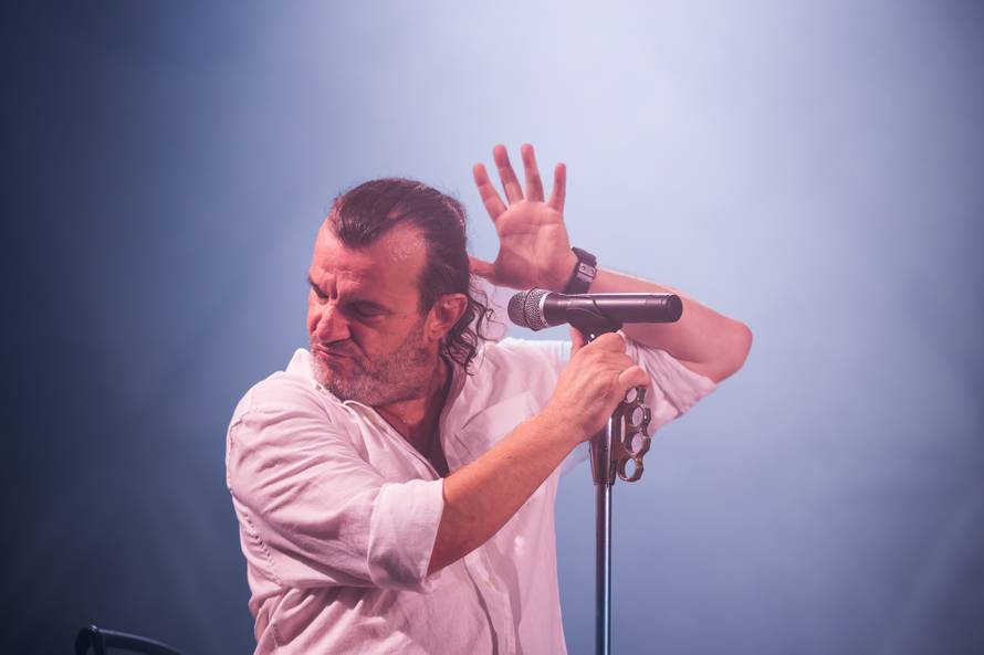 Ovu pjesmu je Lukas snimio sa Severinom, pa su se posvađali: 'Odabrali smo drugu pjevačicu'