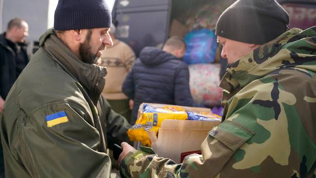 Humanitarian aid for people fleeing Russian invasion passes though Ukraine-Poland border