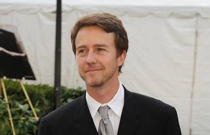 Edward Norton zbog uloge htio je saditi marihuanu