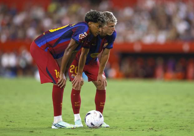 LaLiga - Sevilla v FC Barcelona