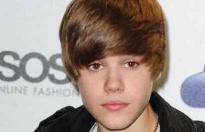 Mali Justin Bieber potražio je stručnu pomoć oko zavođenja