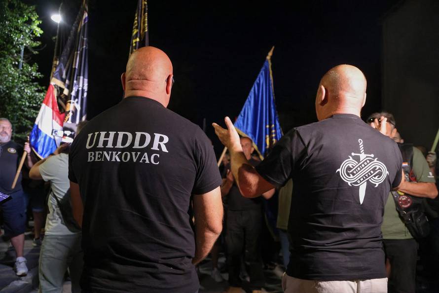 Benkovac: Prosvjed branitelja protiv festivala Nosi se