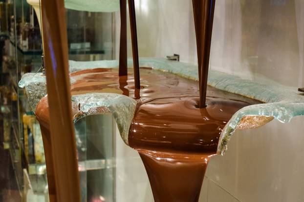 Close-up Chocolate Fountain at Luxury Bellagio Casino and Resort in Las Vegas