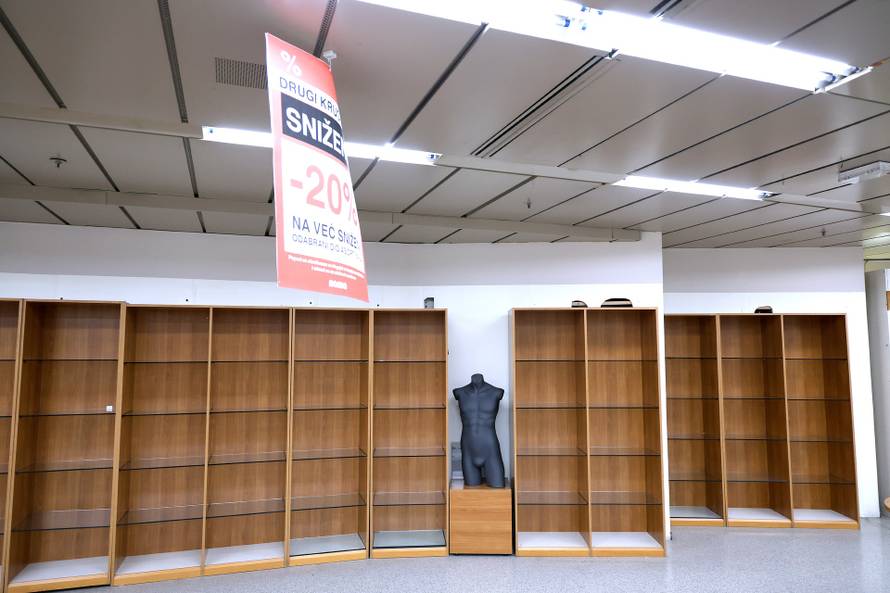 Zagreb: Posljednji radni dan kultne zagrebačke robne kuće Nama u Ilici