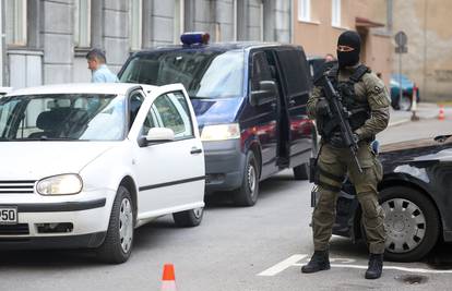 Policija u BiH je uhitila ratnog zločinca, pobjegao iz postaje, prijetio je ručnom bombom