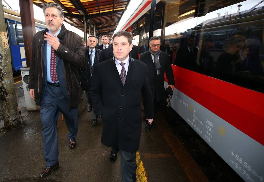 HAC će dići kredit od 500.000 eura da bi platio konzultante