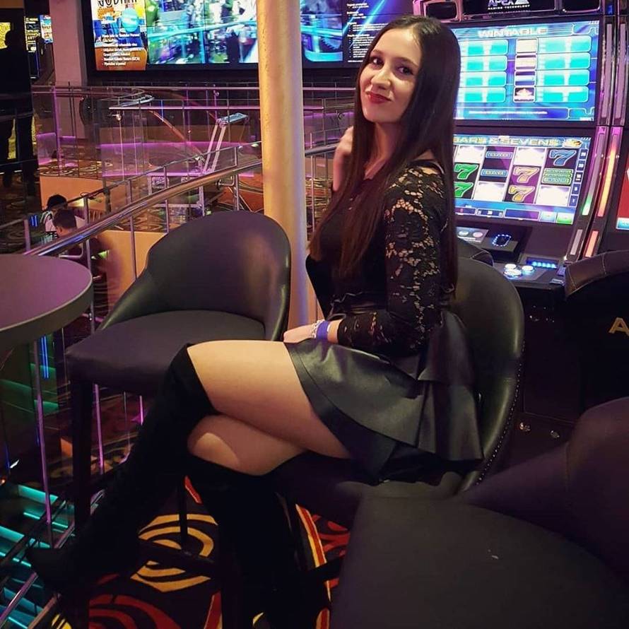 Fatalni Hakija nakon kraće veze oženio je Zagrepčanku Almu