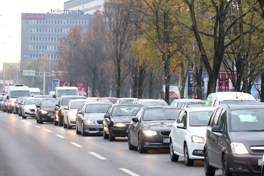 Zagreb: Oko Vjesnika radovi i gužve