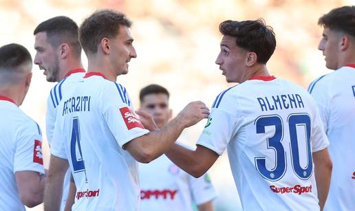 Hajduk u fotofini&scaron;u prijelaznog roka ide po &ccaron;etvoricu. Mnogi zazivaju povratak &Scaron;panjolca...