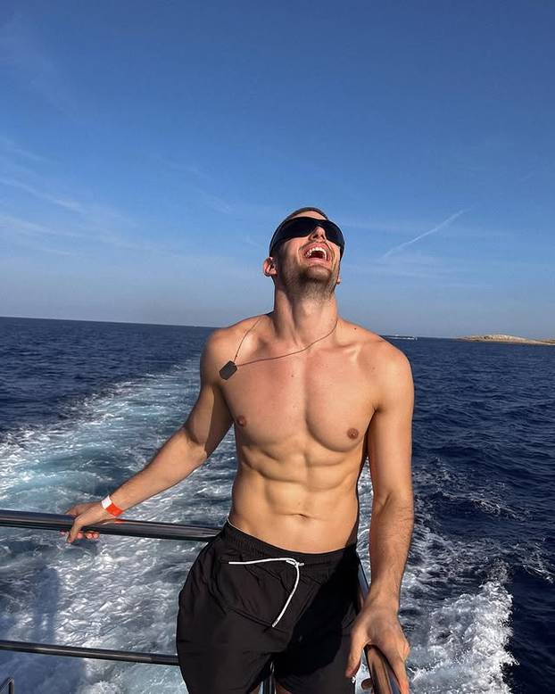 FOTO Pogledajte kako se tijelo Luciana Plazibata mijenjalo - prije, tijekom i nakon Survivora