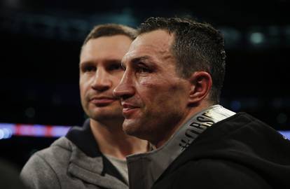 Wladimir Klitschko looks dejected after the fight
