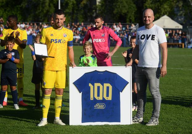 Zagreb: Susretom Jaruna i Dinama proslavljen 100. rođendan NK Jaruna
