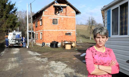 Majka četvero djece: Sve koči administracija, donora za kuću imamo, a staru nikako da sruše