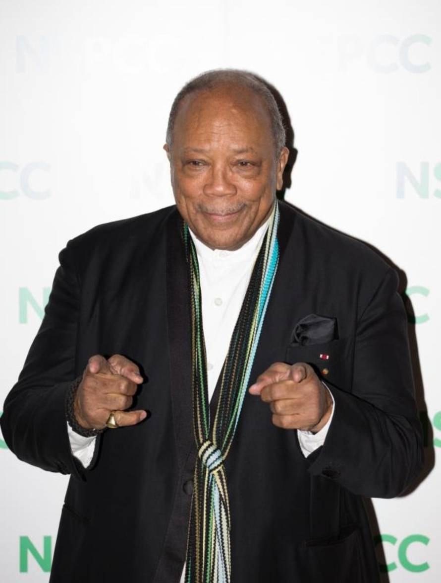 Quincy Jones u bolnici zbog jakih bolova u prsnom košu
