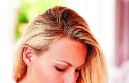 Kako obnoviti oštećenu kosu i spriječiti opadanje