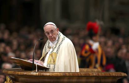 Papa Franjo pozvao lidere da smanje nezaposlenost mladih