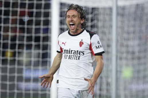 Modri&cacute; je u jednome sami vrh Europe, a &Scaron;panjolci pi&scaron;u: 'Mo&zcaron;e se bez svega, ali bez Luke ne...'