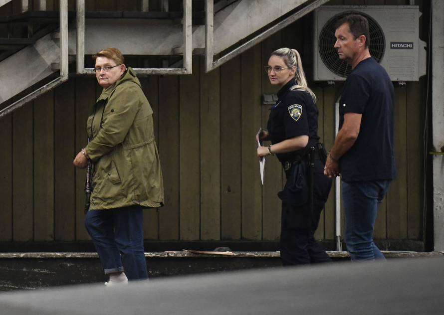 Zagreb: Privođenje uhićenih u Hrvatskim šumama