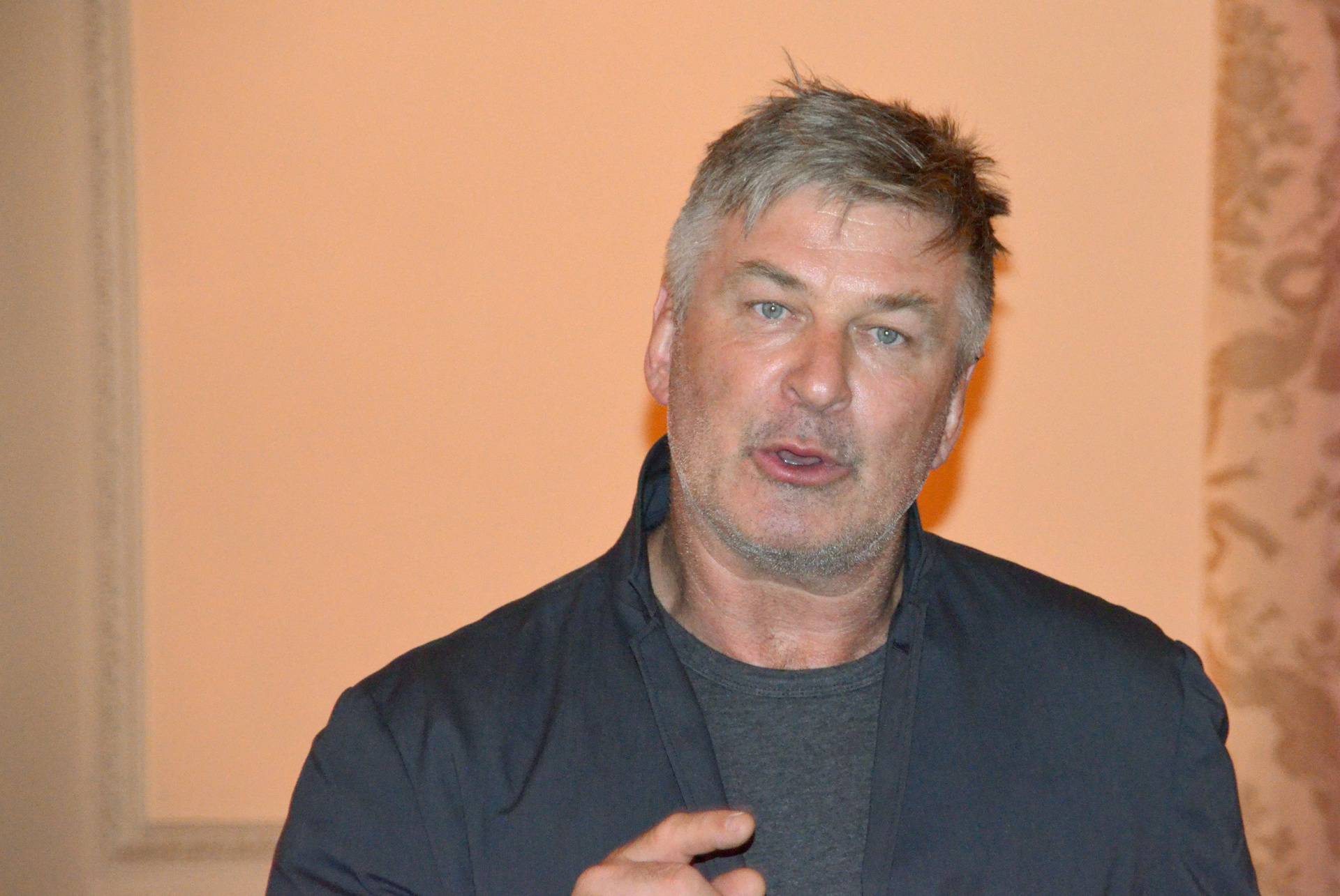 New York: Glumac Alec Baldwin 