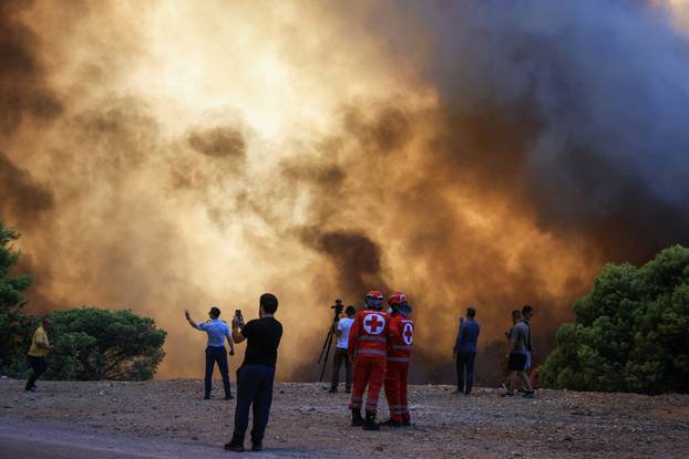 Wildfire in Krio Pigadi