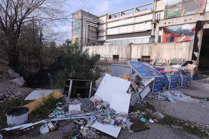 FOTO Šokantne fotografije rugla Splita: Hrvatska čeka rukometni SP, a Spaladium Arena propada